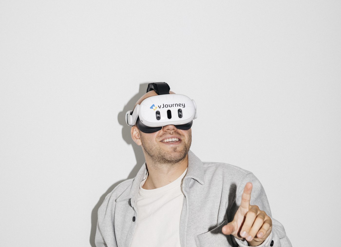 Finn Peters mit vJourney VR-Brille